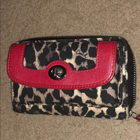 Coach wristlet - Picture 2 of 4